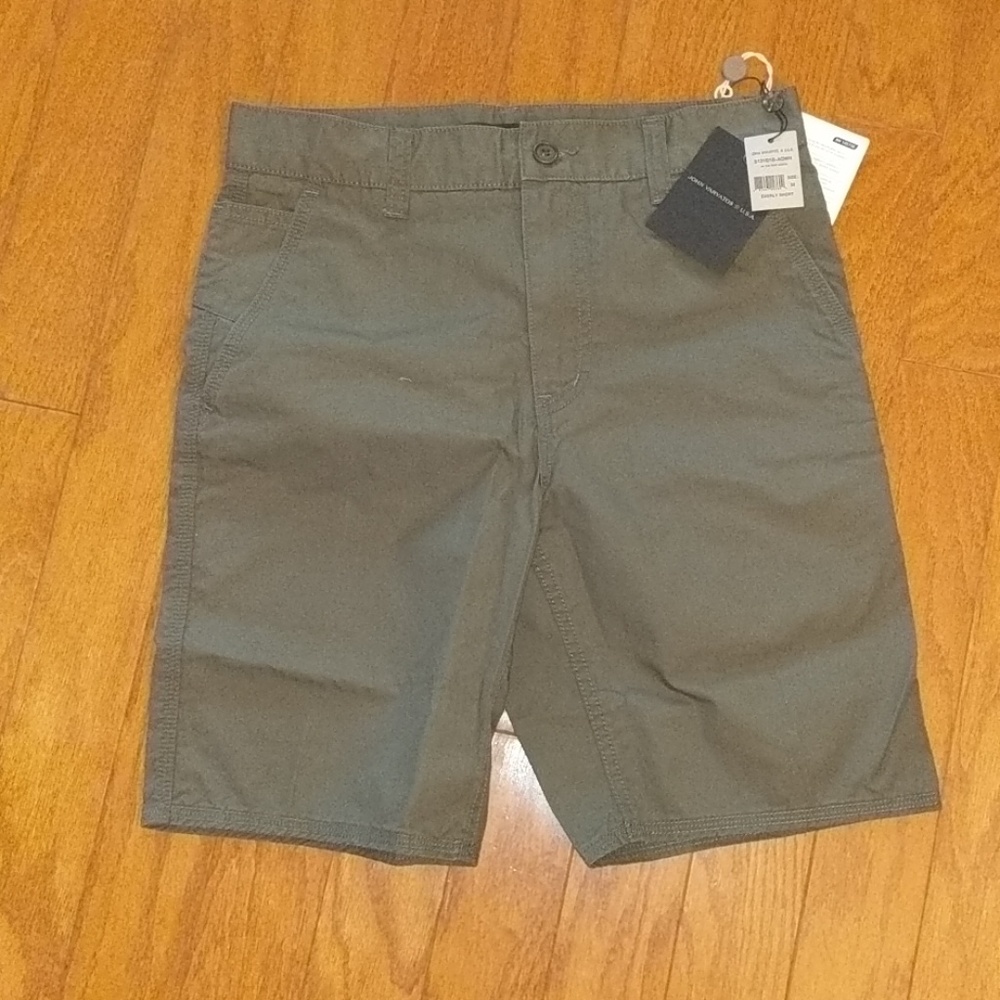 Varvatos NWT green shorts 30